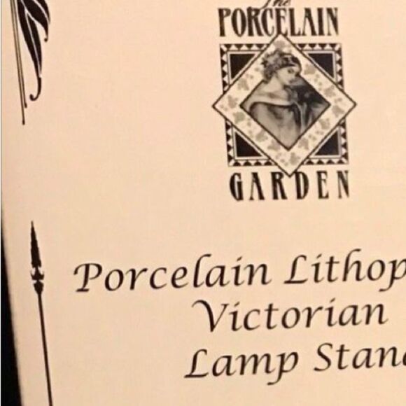 DISNEY HAUNTED MANSION HOLIDAY EVENT PORCELAIN LITHOPHANE  NIB - Picture 4 of 9